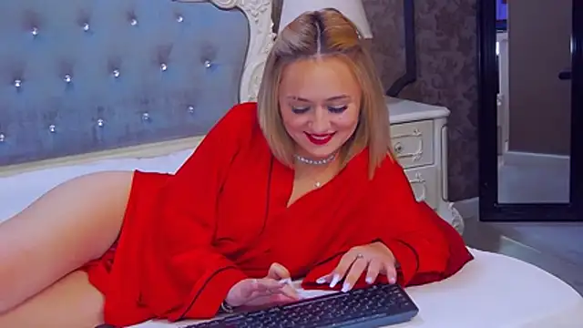 Ivy Quin online show from July 9, 7:33 am