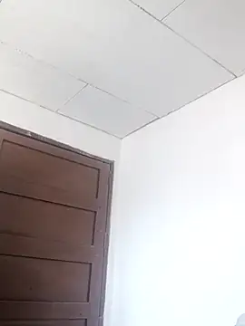 paola daza online show from April 13, 4:30 pm