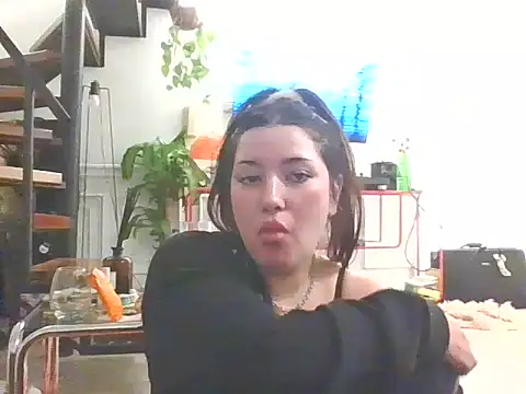 cherryxxox online show from April 8, 12:57 am