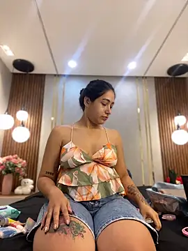 Hana-Parker online show from June 4, 8:24 pm