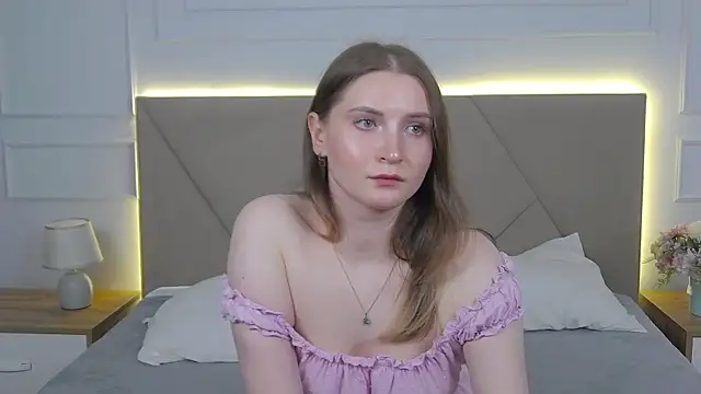 ArianaMilss online show from June 3, 2:33 pm