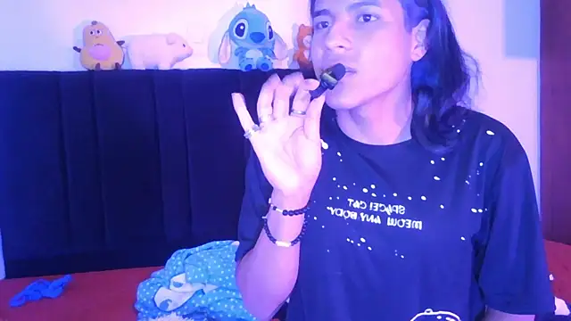 Leilany sexy online show from April 14, 1:16 am