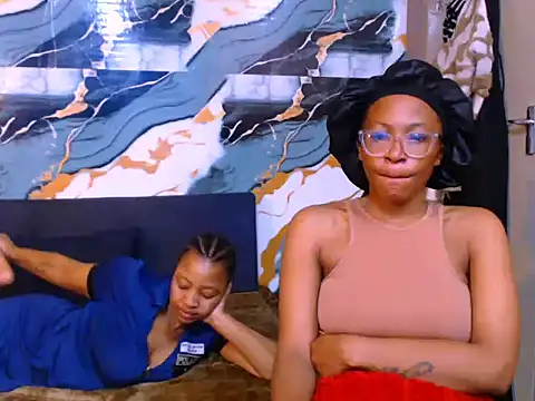 caramelchoco69 online show from July 20, 6:38 am