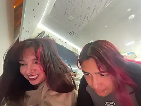 lucyheart 8 online show from May 6, 3:21 am