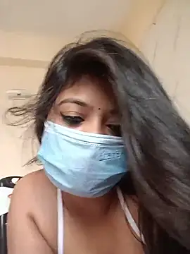 dearmona00 online show from July 3, 3:34 am