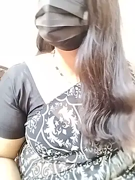 Stephaniee27 online show from June 2, 8:15 am