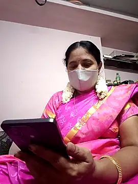 Tamilaunty35 online show from June 13, 7:11 pm