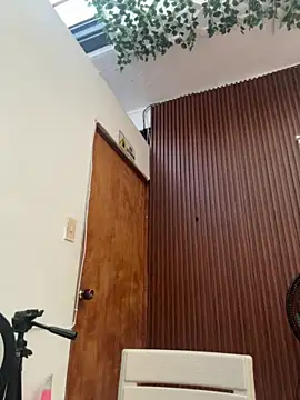 Kimmiebellarie online show from June 2, 12:28 pm