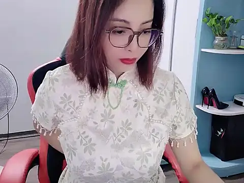 Hot bbaby online show from July 5, 9:37 am