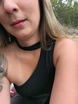 VALELUXX online show from August 6, 2:57 pm