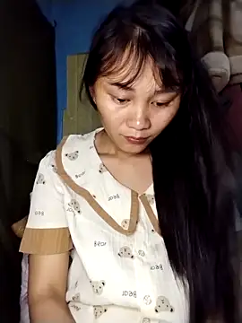 Kim Kelly online show from April 14, 3:23 pm