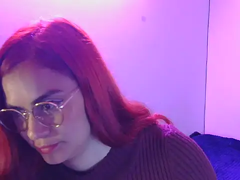 tinny emiily online show from April 28, 1:47 am