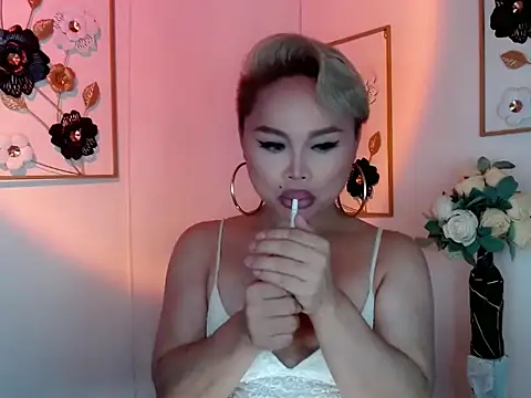 olla victoria online show from June 4, 3:05 pm
