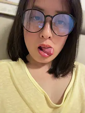 Faye-baby online show from April 27, 5:10 pm