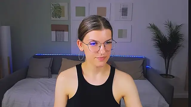AnnaThorne online show from May 26, 9:41 am