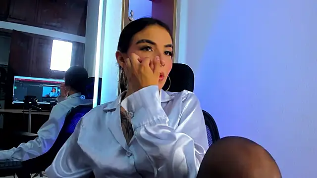 isabella hv online show from May 30, 7:43 pm