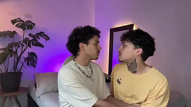 Noah and Steven online show from May 30, 2:15 pm