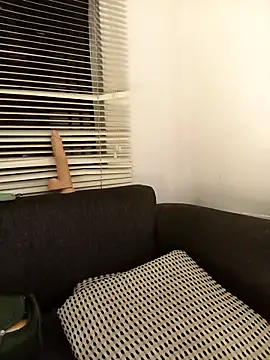 MisteryGirlBusty online show from April 24, 10:45 pm
