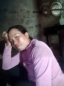 phuongtrinh1 online show from June 10, 7:51 am
