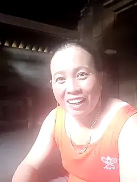 phuongtrinh1 online show from April 28, 5:44 am