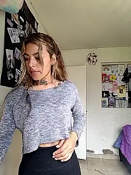 evafuckasd online show from April 29, 6:35 pm