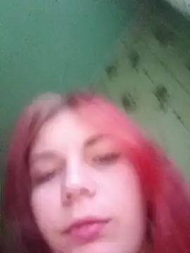 LoisFox online show from May 4, 5:28 pm