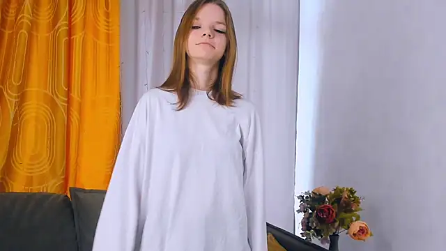 JanelleTeklu online show from April 26, 11:08 am