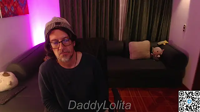 DaddyLolii online show from May 17, 11:15 pm
