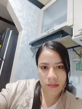 Nicol Alvarez1 online show from May 27, 3:36 am