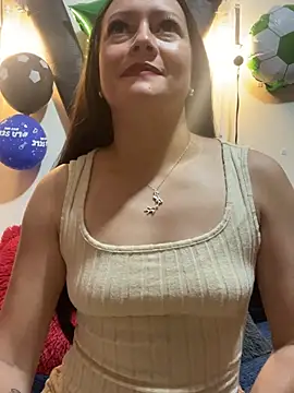 SamiiContreras  online show from June 29, 2:17 pm
