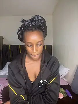 sonnypretty online show from June 2, 7:37 pm