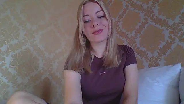 Softy Aura  online show from July 16, 11:04 am