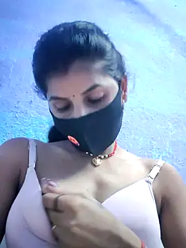 RUHI 1143 online show from July 17, 10:30 am