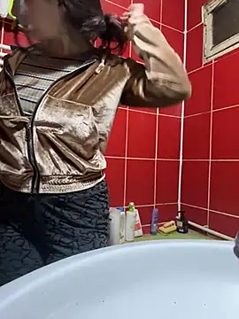 babyivory online show from April 26, 3:21 pm