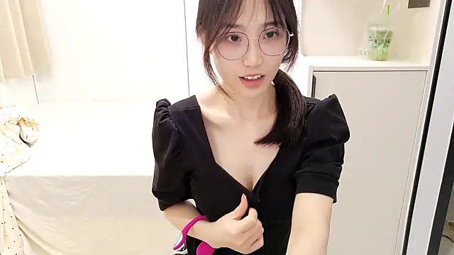 Nancy-A1 online show from July 17, 1:15 pm