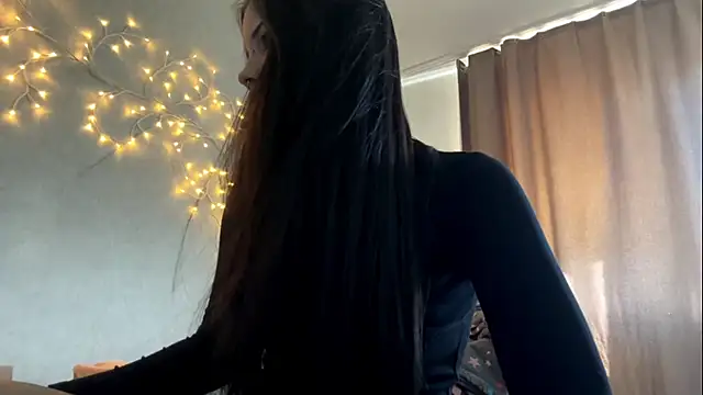 LouisePavlides online show from May 6, 1:26 pm