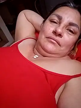 Carolina crus  online show from May 8, 11:13 am