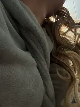 afayecd online show from April 29, 4:59 am