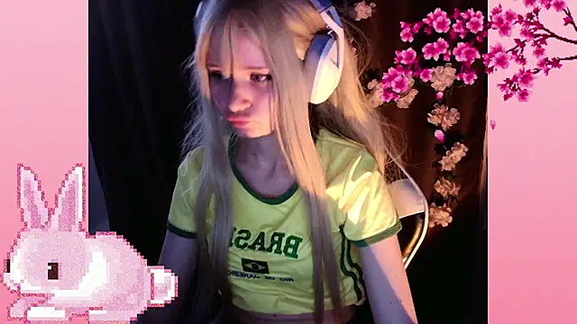 AmmiRinn online show from June 3, 2:33 pm