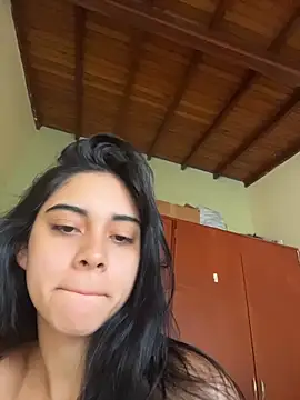 mia moonna online show from May 25, 1:43 pm
