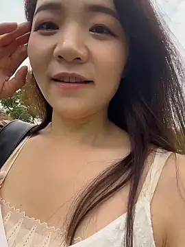 xiaochengzi505 online show from May 18, 1:26 am