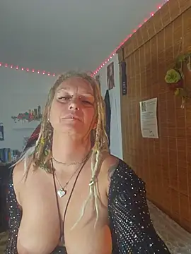 cosmicuddler online show from June 23, 12:30 am
