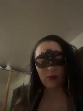 LoraineMiles online show from May 4, 5:17 pm