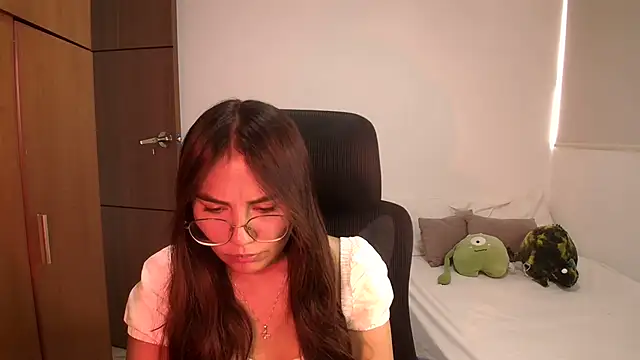 abbyyandmaxx online show from June 18, 4:12 pm
