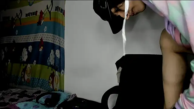 Vannellope vladimir online show from May 26, 1:54 pm