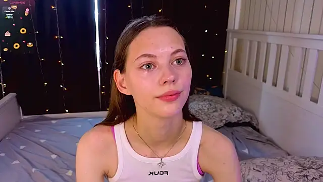 HarriettKitty online show from July 15, 8:19 am