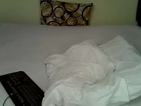 lovvelyheers online show from June 3, 7:08 pm