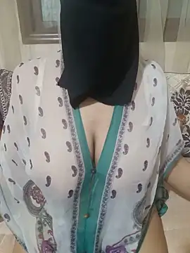 spicydalou3a online show from June 9, 11:26 pm