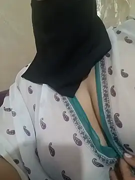 spicydalou3a online show from June 5, 7:58 am