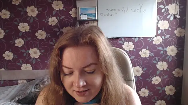 Kate R online show from June 18, 11:15 am